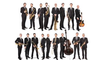 The Amazing Keystone Big Band feat. Sarah McCoy, Robin McKelle et Célia Kameni